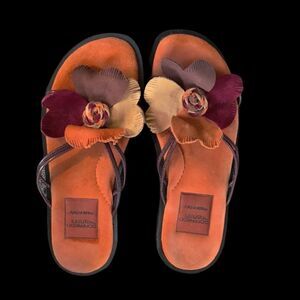 Goffredo Fantini leather flower sandals size 37
